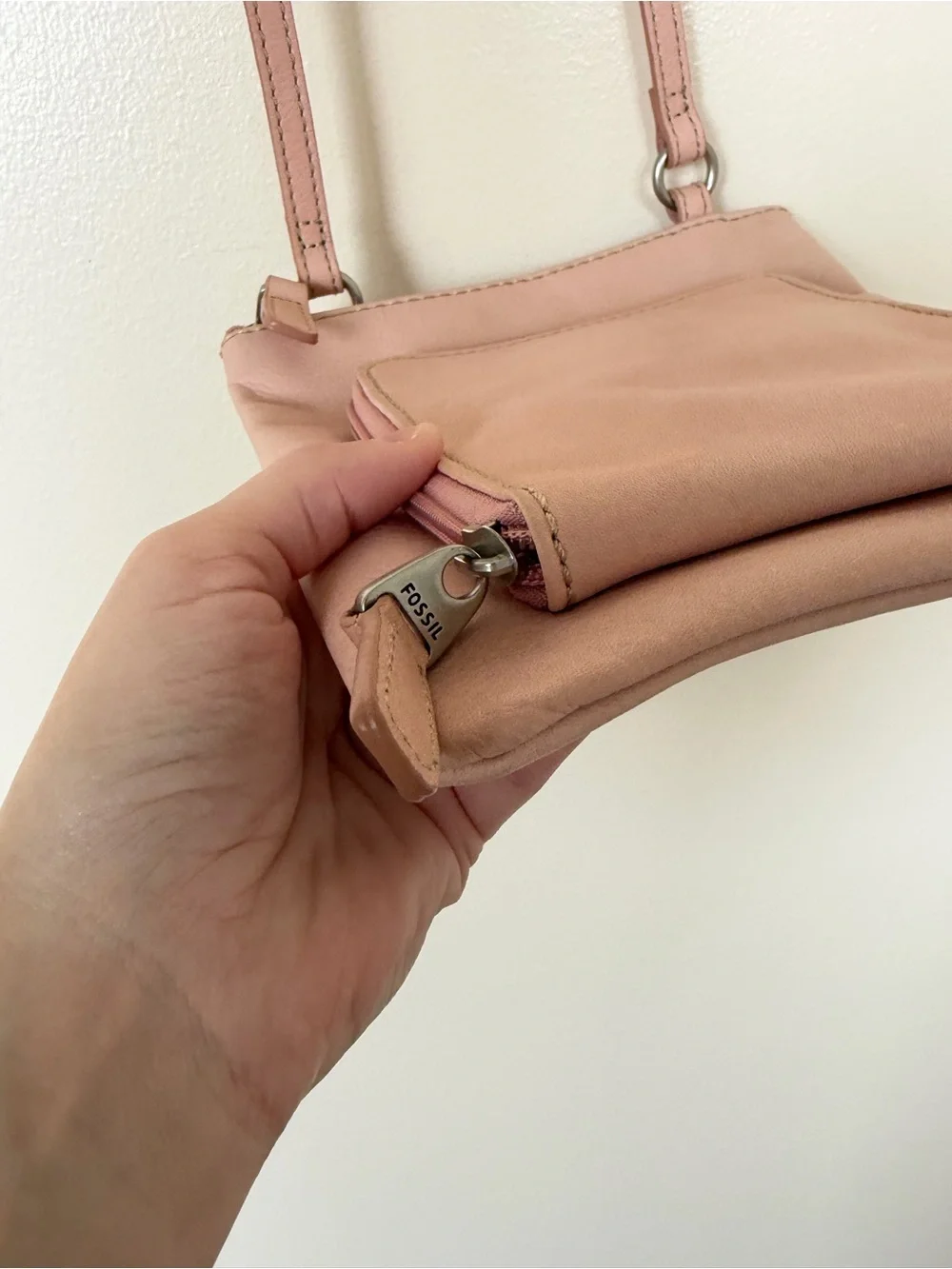 FOSSIL Light Blush Pink Crossbody Bag